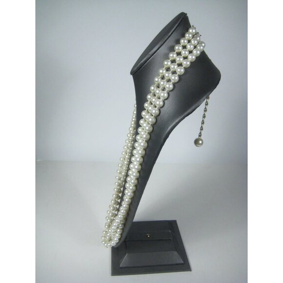 Vintage 1990 Triple Strand Faux Pearl Necklace Gold Tone Chain Adjustable Hong K - Picture 7 of 9